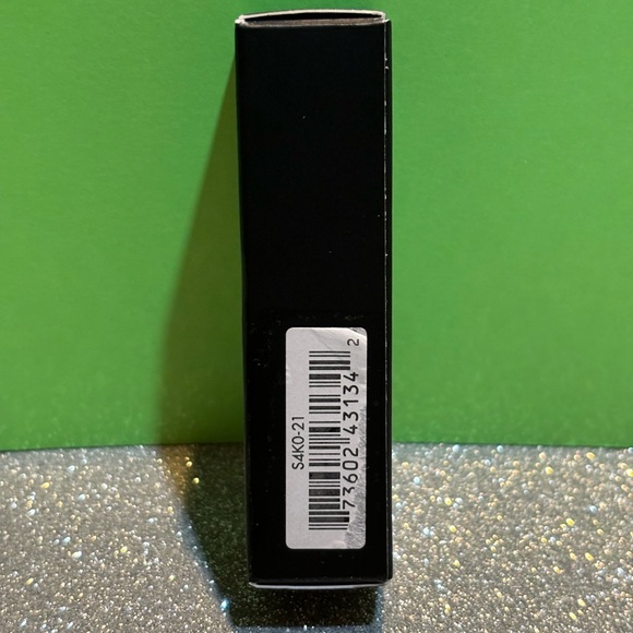 BNIB! MAC Powder Kiss Lipstick 💄 in SHOCKING REVELATION!!! ❤️💄 - Picture 7 of 8